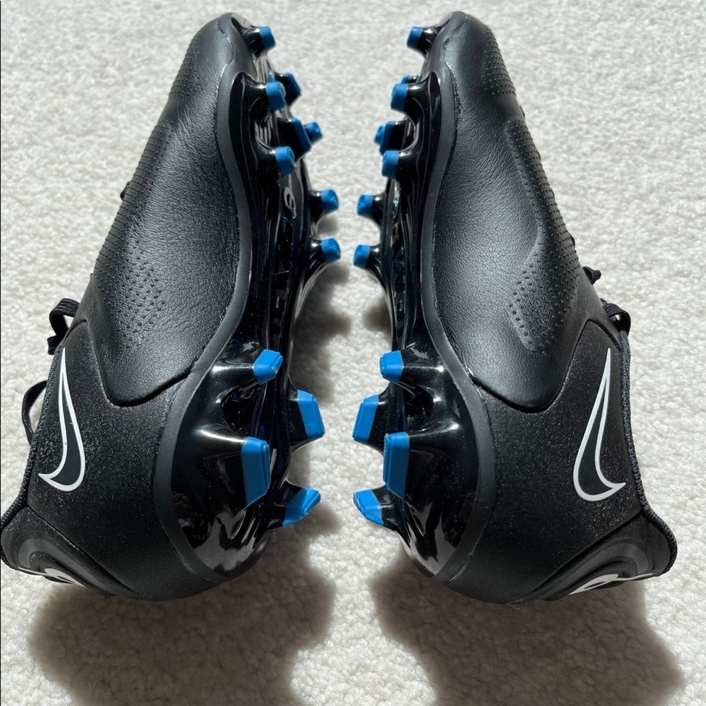Nike Tiempo Legend 9 Academy FG Soccer Cleats - Picture 2 of 7